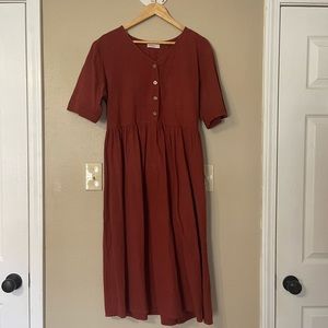 LITTLE COTTONWOOD XL alder dress in brick red